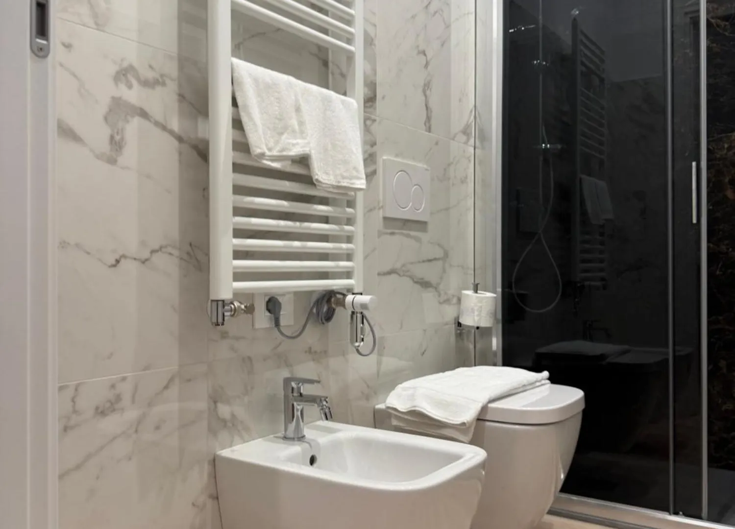 Mihouse Res Milan Apartment 0*,  Italy