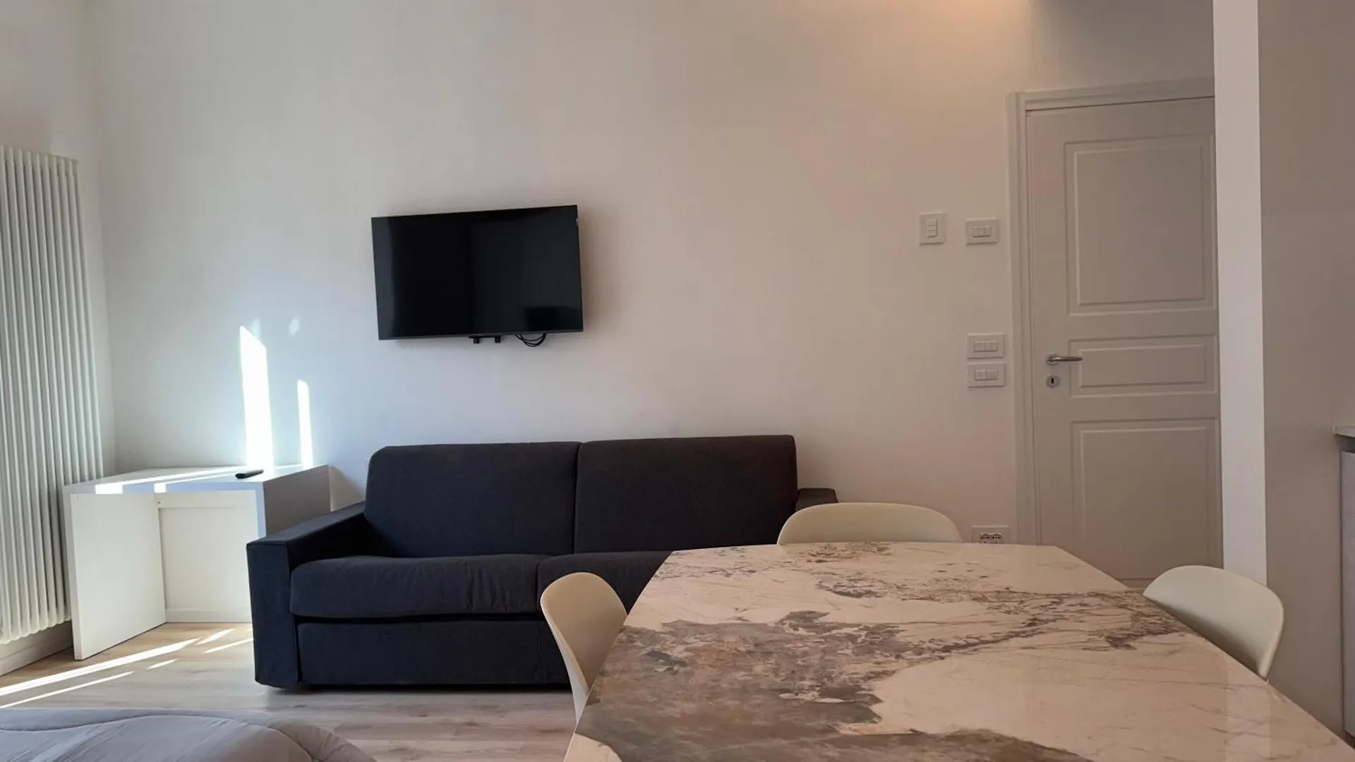 Mihouse Res Milan Apartment Italy