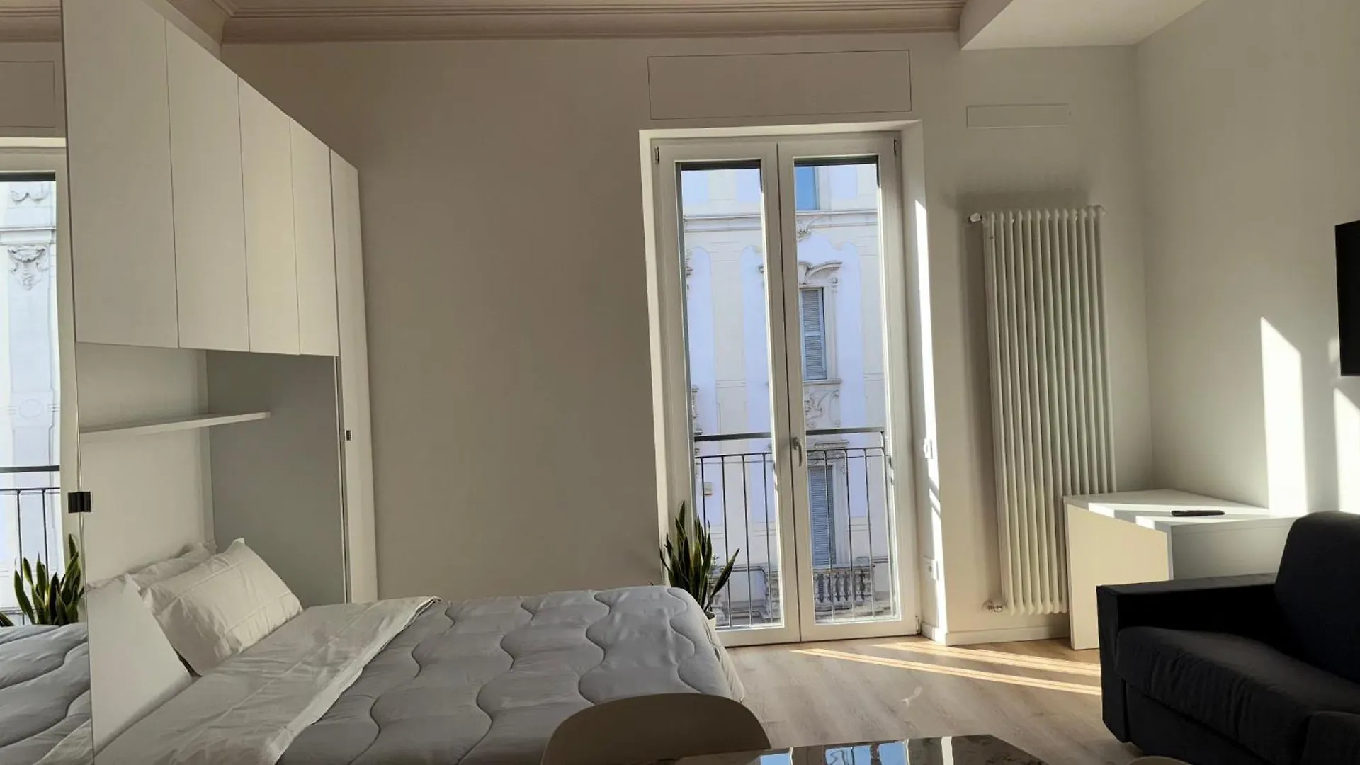 Mihouse Res Milan Apartment Italy