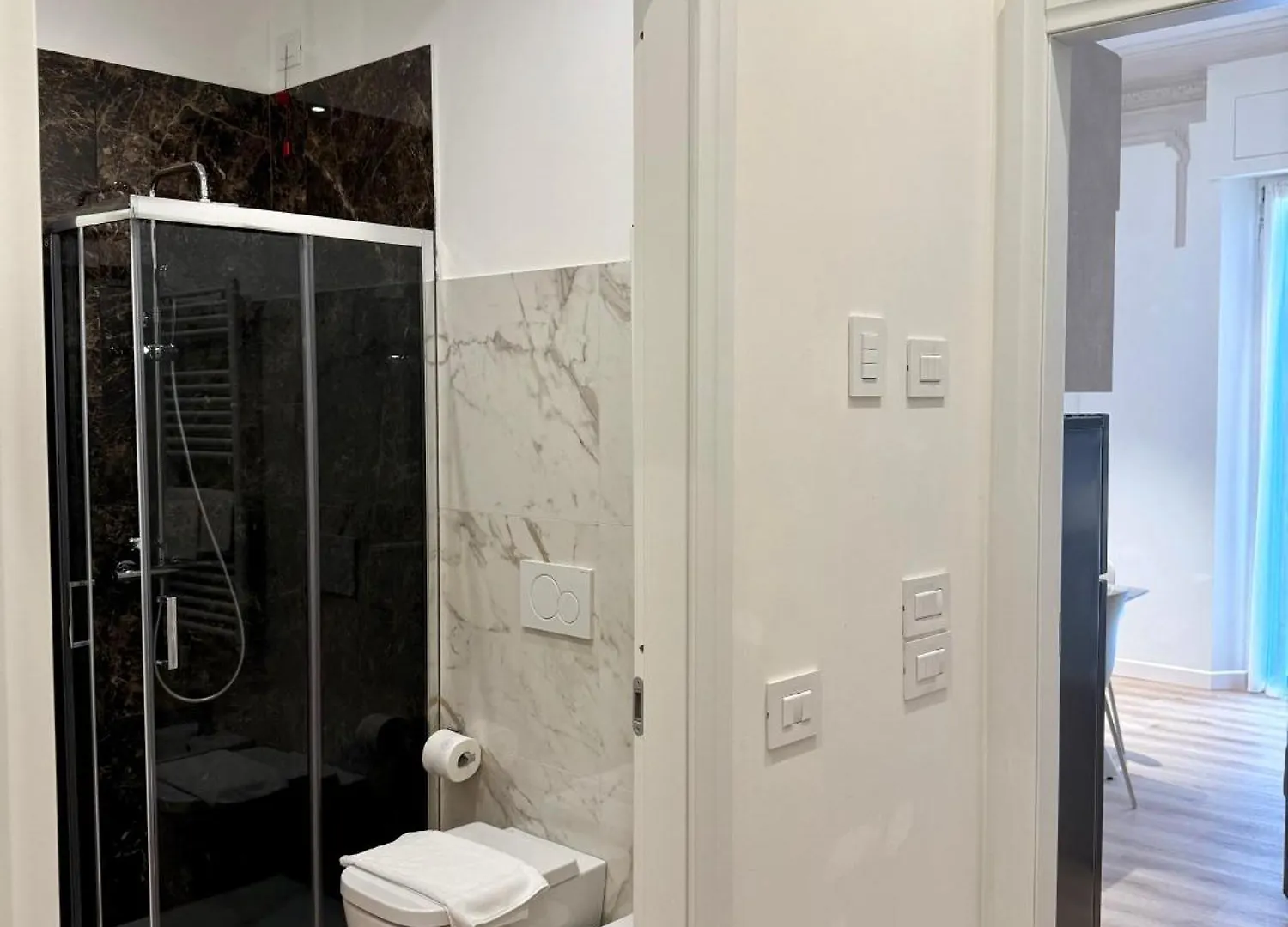 Mihouse Res Milan Apartment