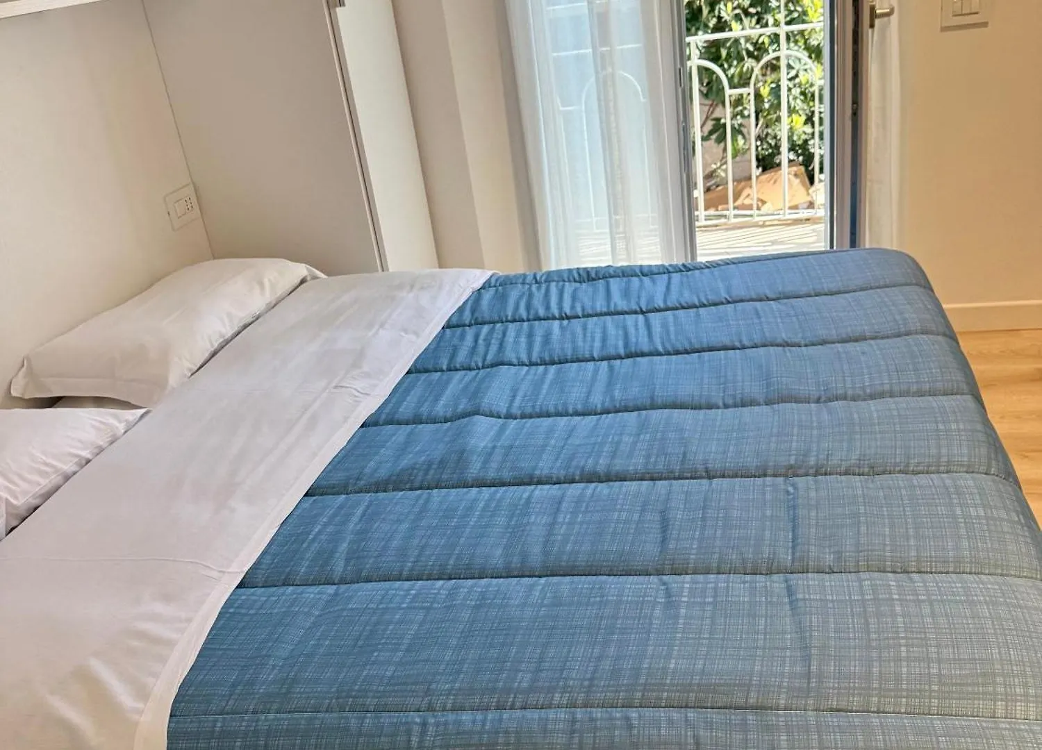 Mihouse Res Milan Apartment